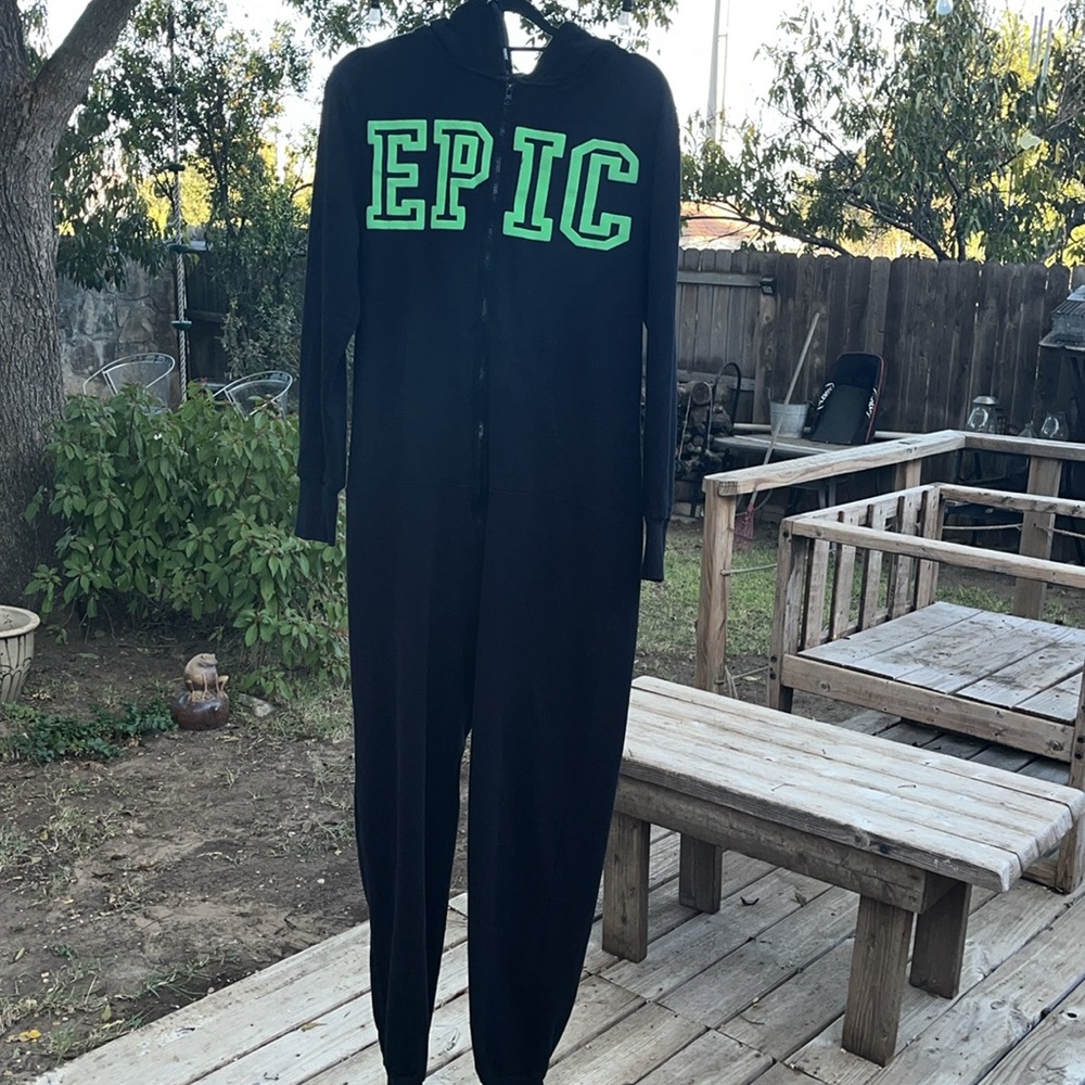 Epic men’s onesie. Black with green glow Epic on front. Front pockets. Zip. F.